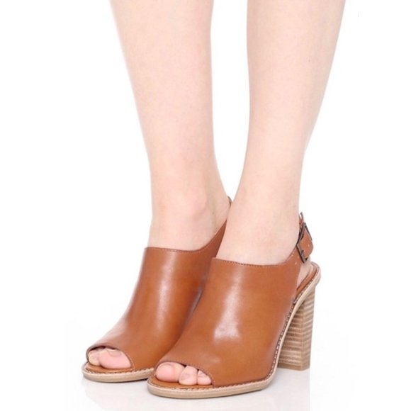 Madewell Shoes - NIB Madewell The Cary Sandal Amber Brown Women's 9